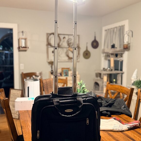 SAMSONITE PORTFOLIO BUSINESS TRAVEL CASE W/ laptop storage WHEELED CARRYON - Picture 7 of 7